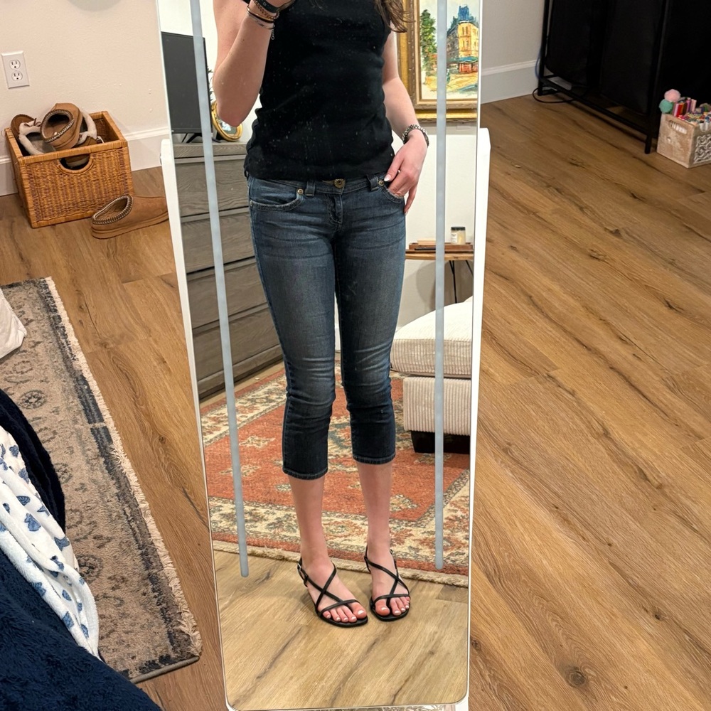 Guess Ultra Low Rise Crop Jean